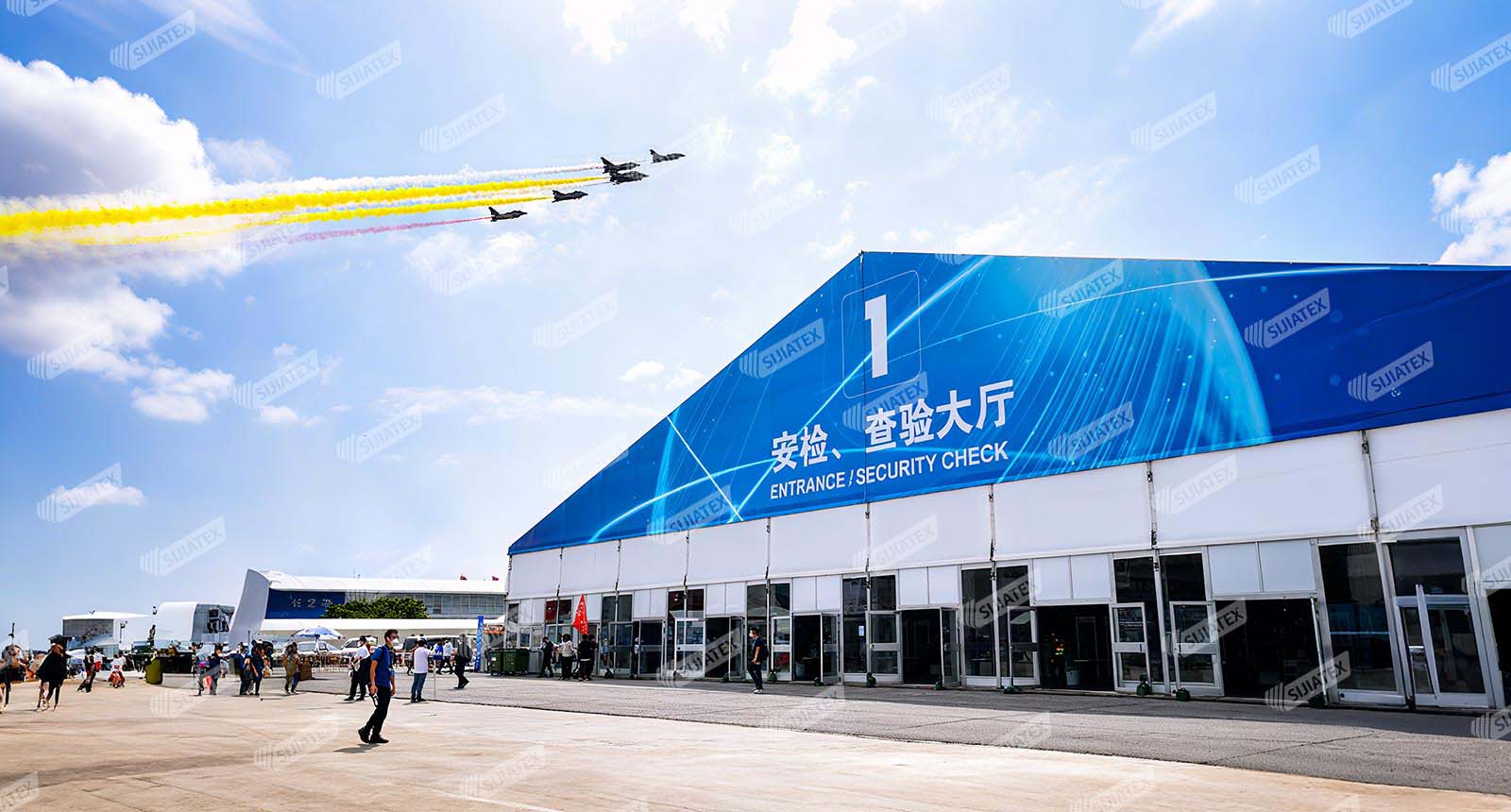 ����չ��